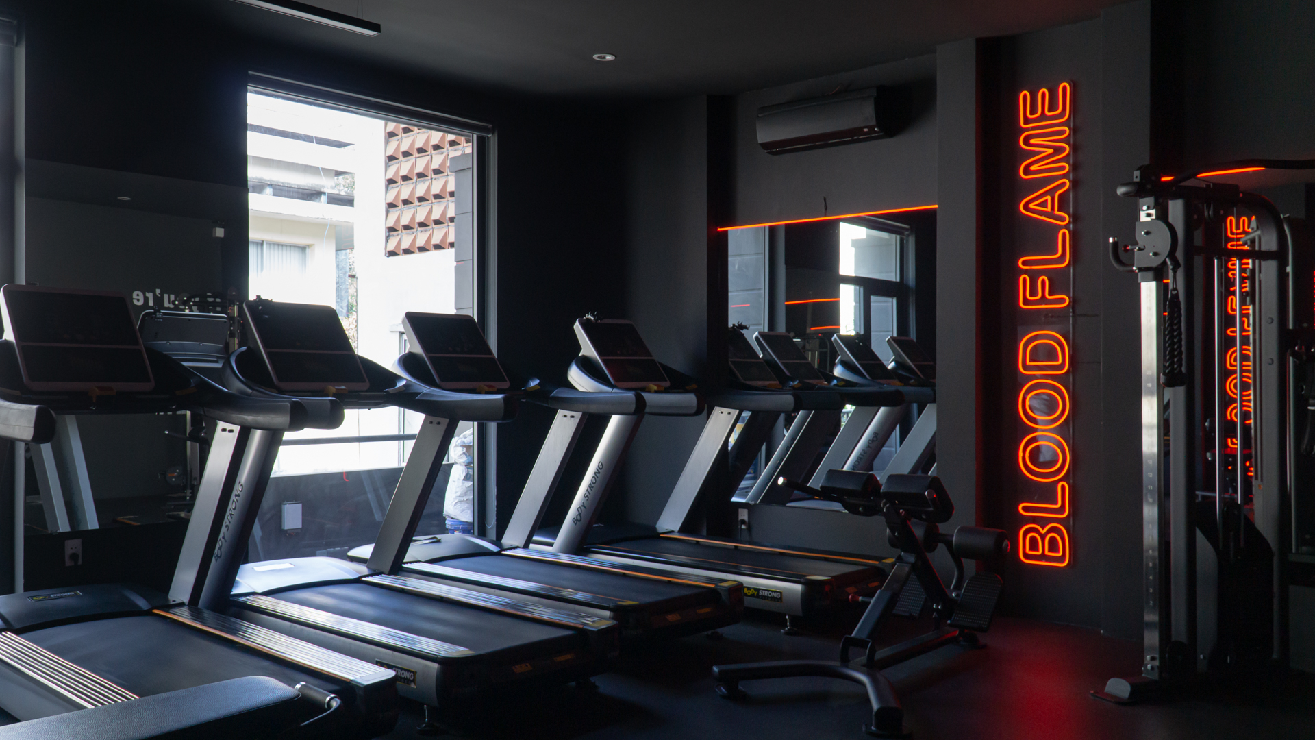 BLOODFLAME Fitness Studio