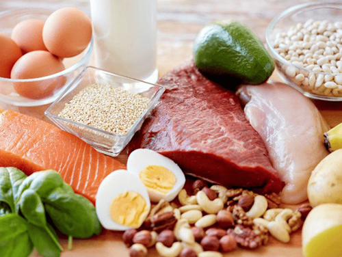 Ưu tiên thực phẩm giàu protein và chất xơ
