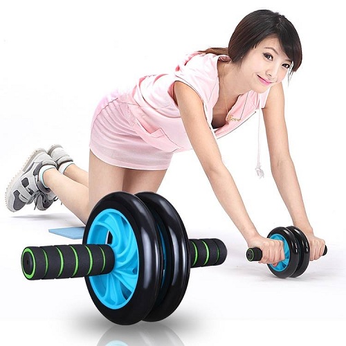 Nên chọn con lăn tập bụng có bánh xe ổn định, chắc chắn