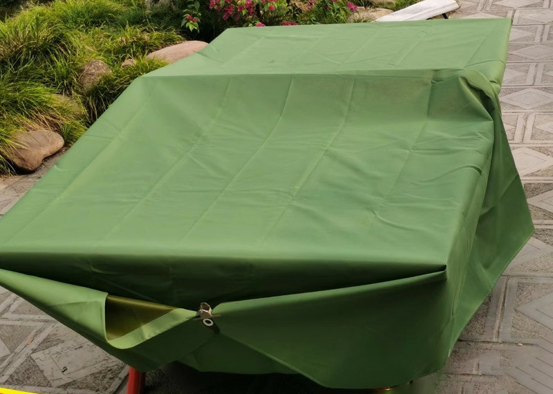 Dùng áo phủ bàn bóng bàn khi không chơi