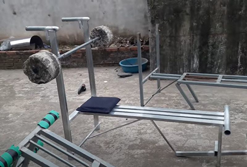 Tạo khung ghế cho ghế tập tạ tại nhà