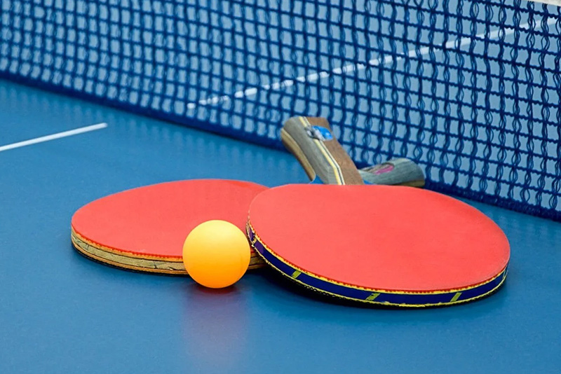 Chất liệu mặt bàn ảnh hưởng đến độ nảy của bóng