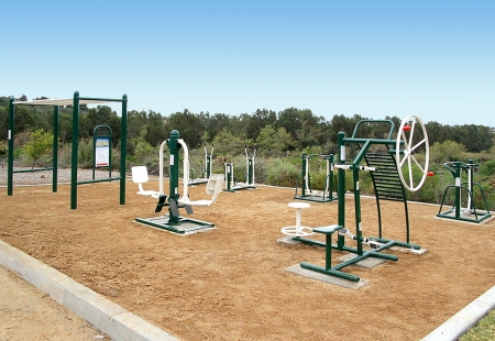 dụng cụ thể thao ngoài trời