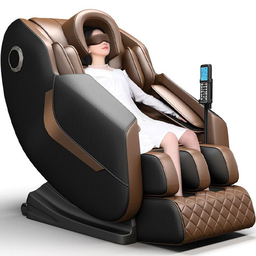 Ngồi ghế massage giúp thư giãn cơ thể sau khi làm việc